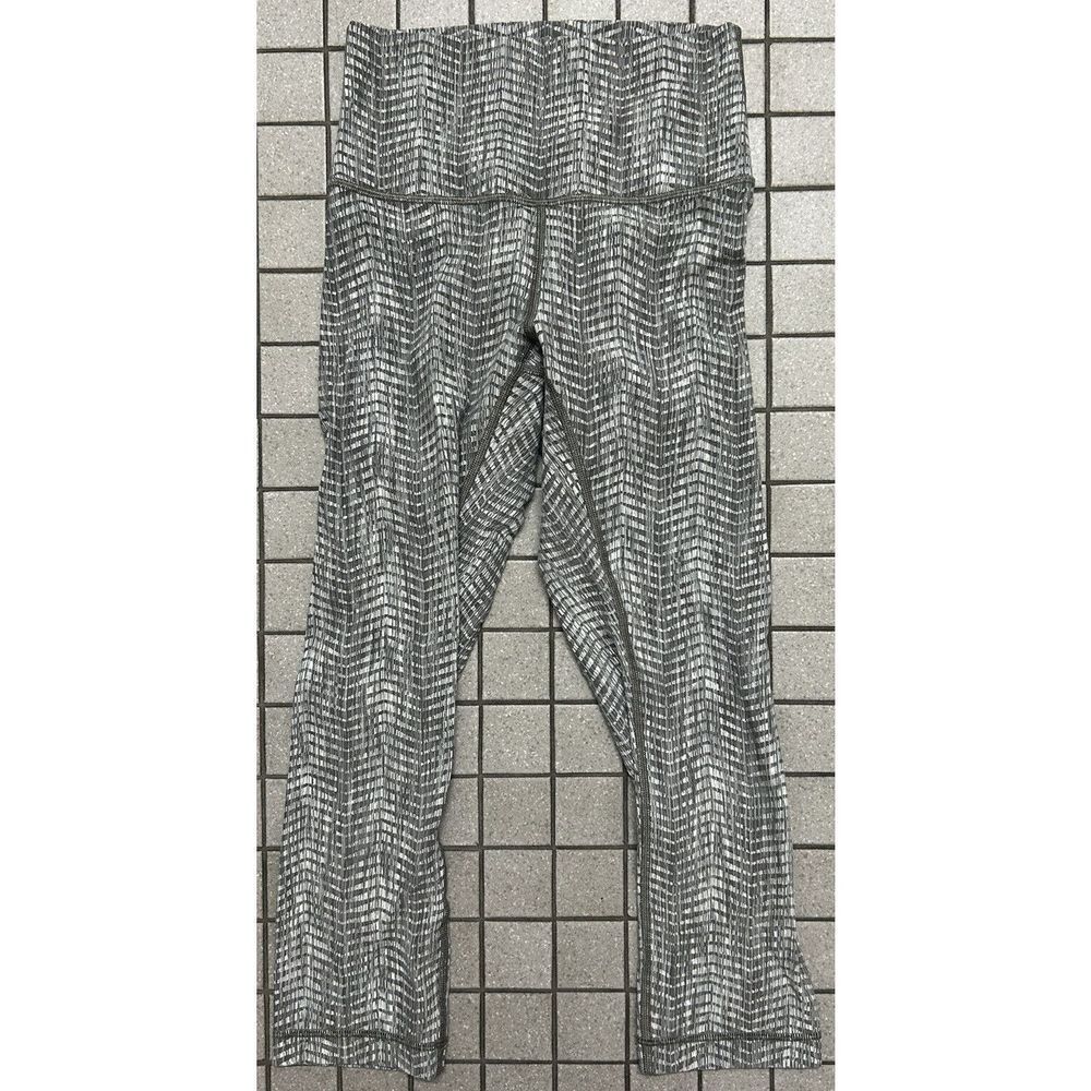 Lululemon Women Wunder Under Crop LW6AY5S Gray Print Size 4